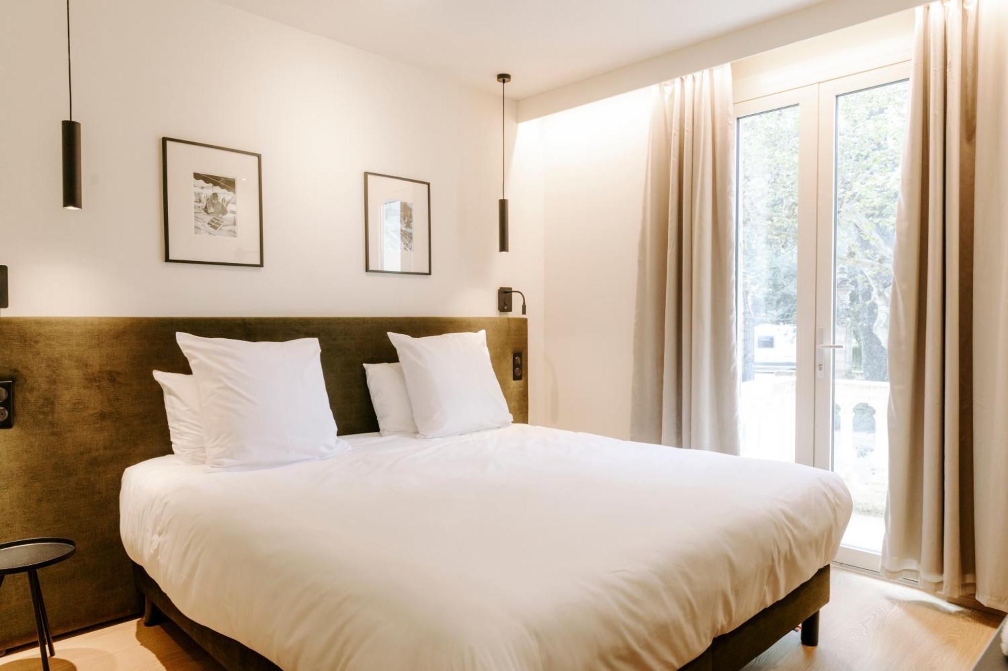 Soko Hotels-Pont Du Gard Ремулан Екстериор снимка
